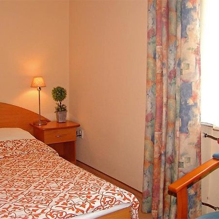 Jastrzębia Góra Hotel Europa מראה חיצוני תמונה