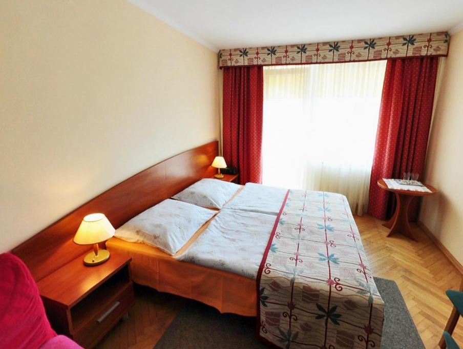 Jastrzębia Góra Hotel Europa מראה חיצוני תמונה