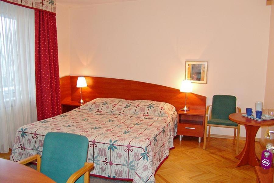 Jastrzębia Góra Hotel Europa מראה חיצוני תמונה